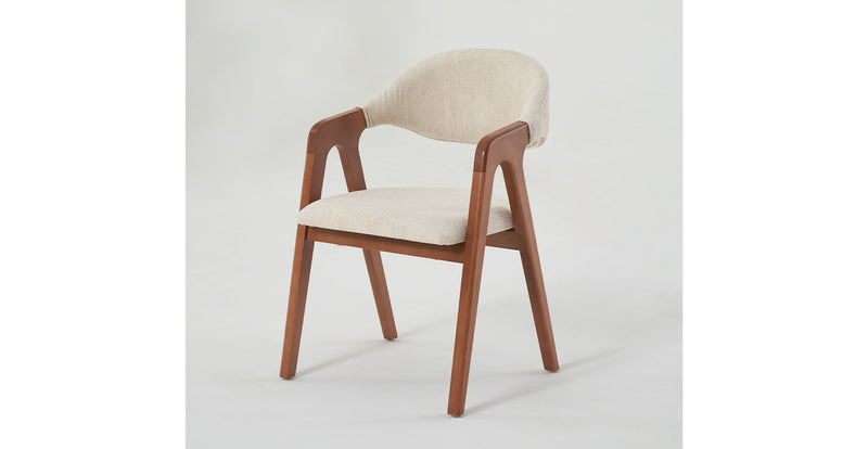 Pera Ceviz Yemek Odası